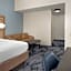 Fairfield Inn & Suites by Marriott Roanoke Hollins/I-81