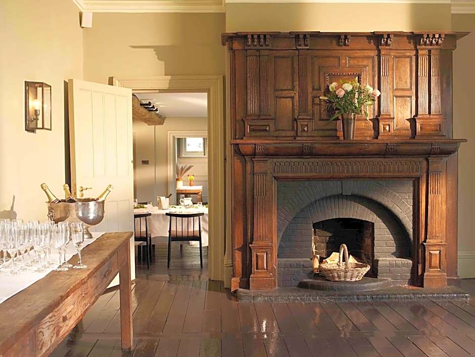 The Olde Bell, BW Signature Collection