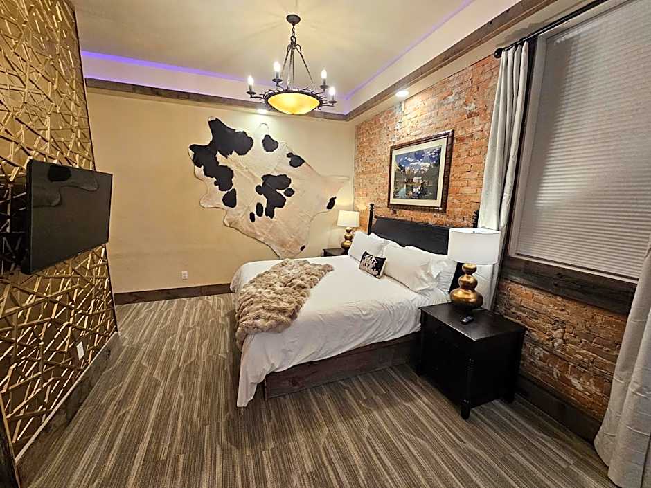 Eaglescape Suites and Event Center