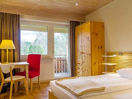 Comfort Single Room with Balcony or Terrace