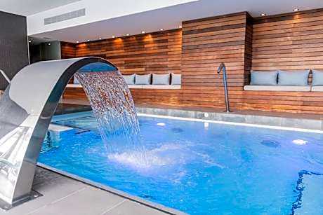 Atenea Port Barcelona Mataro