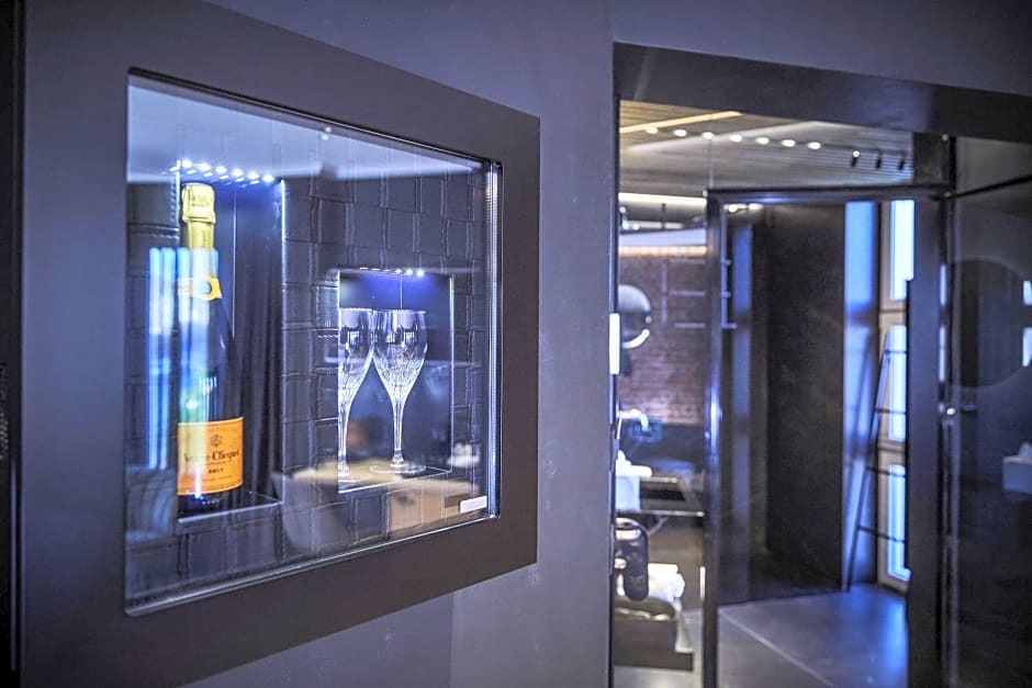 Hotel ONIRO - Luxury Rooms & Wellness Suites