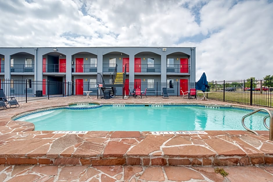 OYO Hotel San Antonio Lackland Air Force Base West