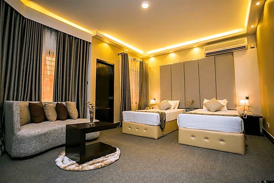 Hotel Tropical Daisy