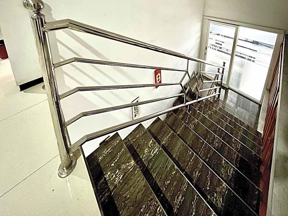 D Maktab Syariah Mitra RedDoorz Malang