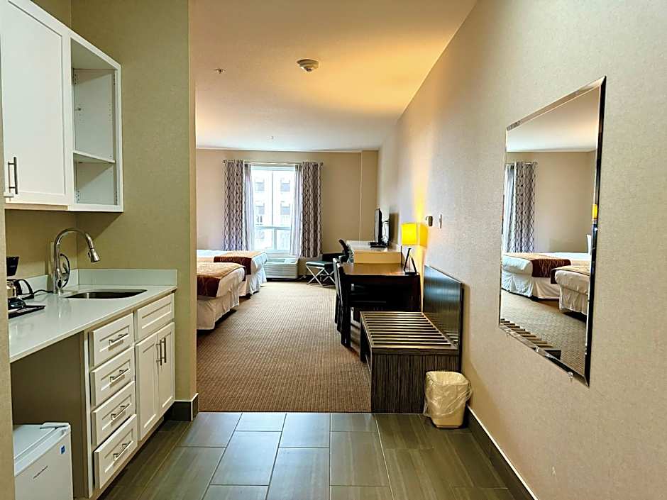Southfort Inn