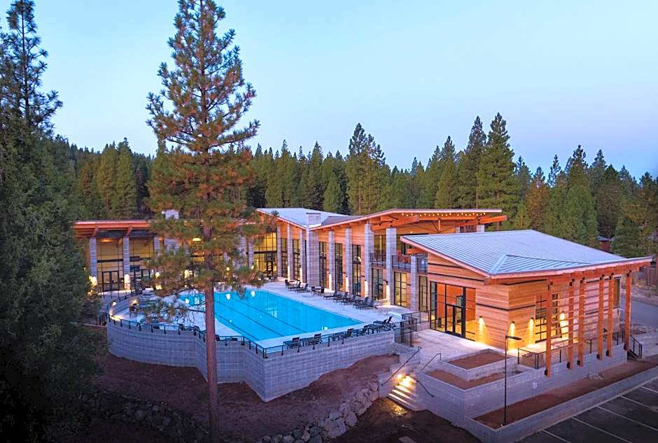 The Lodge At Nakoma