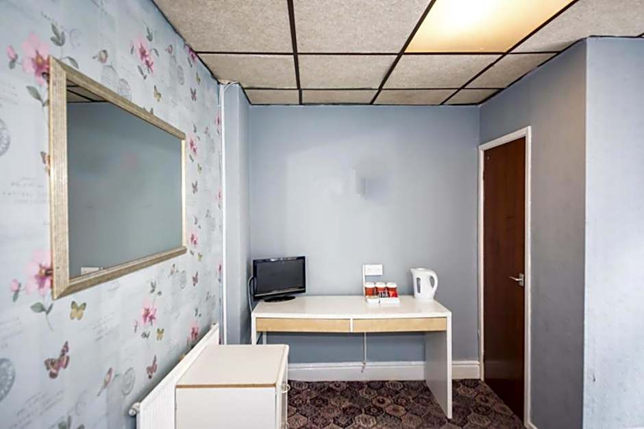 MyRoomz Silver Strand Hotel