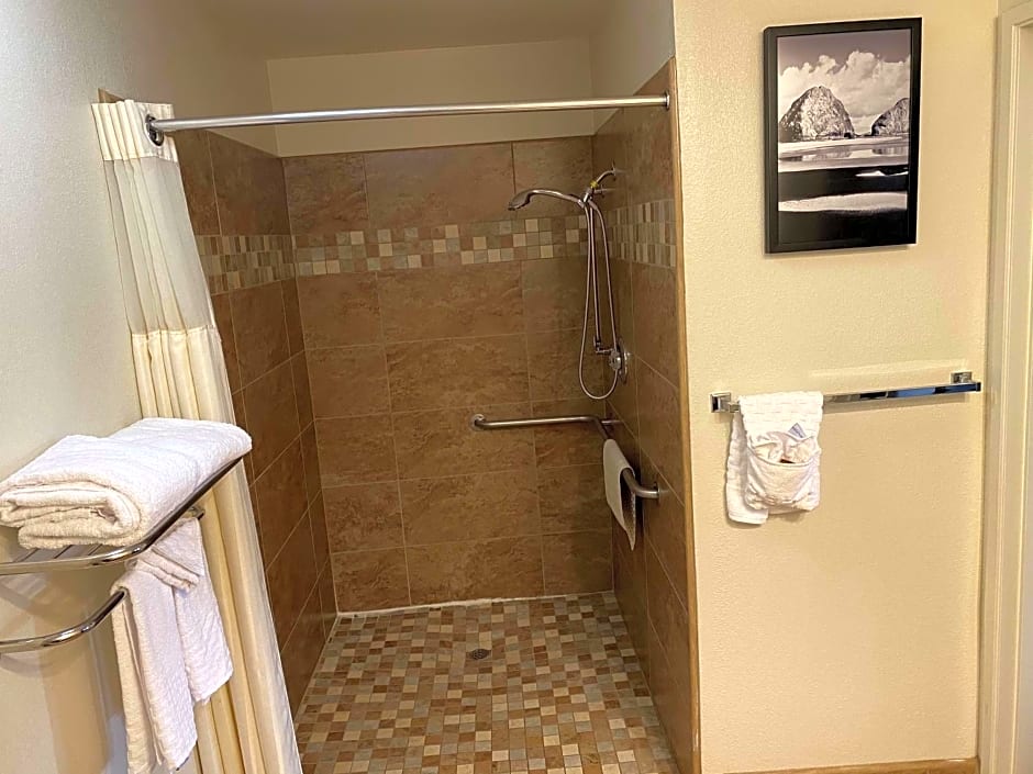 Best Western Plus Inn Of Hayward