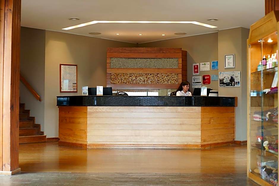 Tremun Mirador Del Lago Hotel