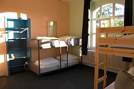 Quadruple Room with Shared Bathroom