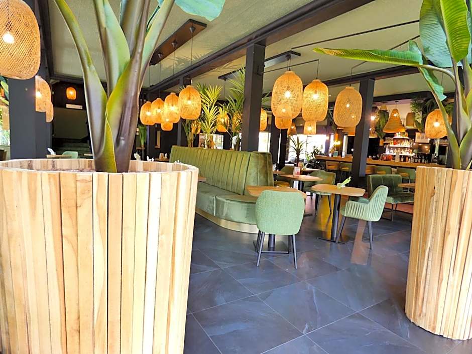 Hotel Be Guest Limoges Sud ex Black & Green