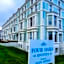 Four Oaks Hotel