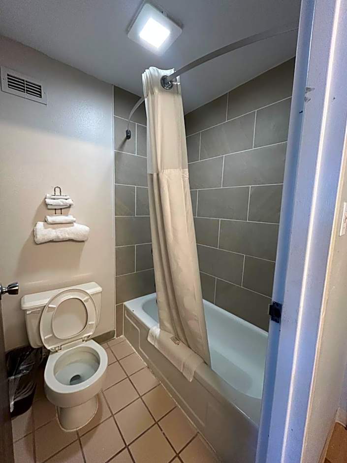 Super 8 by Wyndham Sterling CO