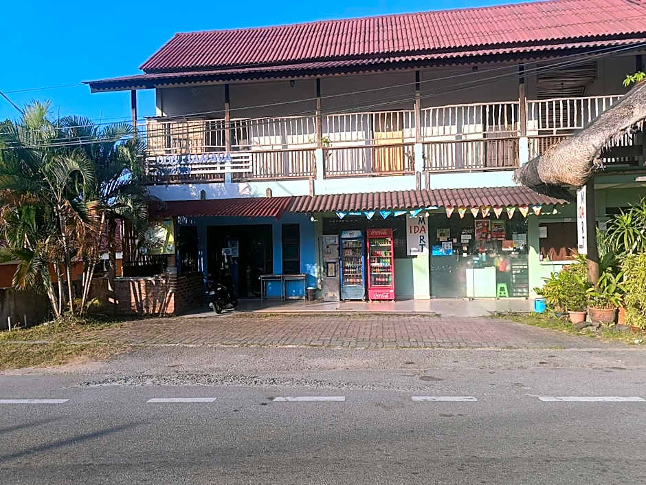 Cahaya Wooden Studio