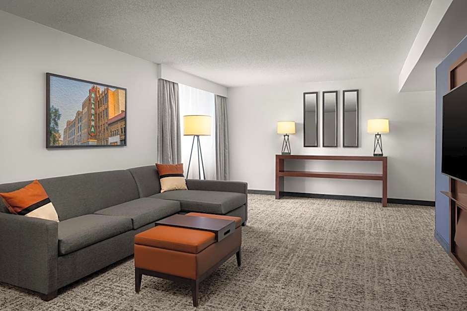 Embassy Suites By Hilton Hotel Birmingham