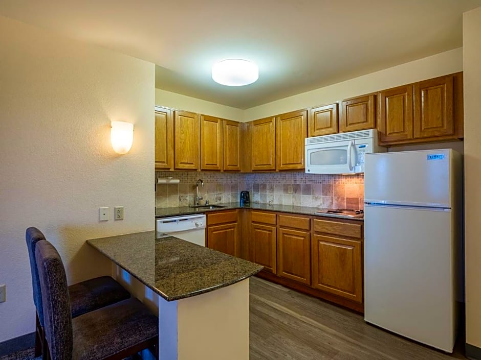 Staybridge Suites Milwaukee Airport South By IHG