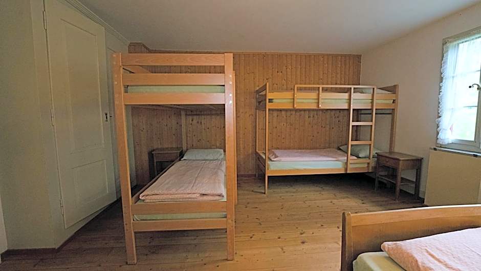 Leissigen Youth Hostel
