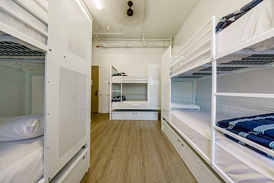 Maze Backpackers - Gold Coast