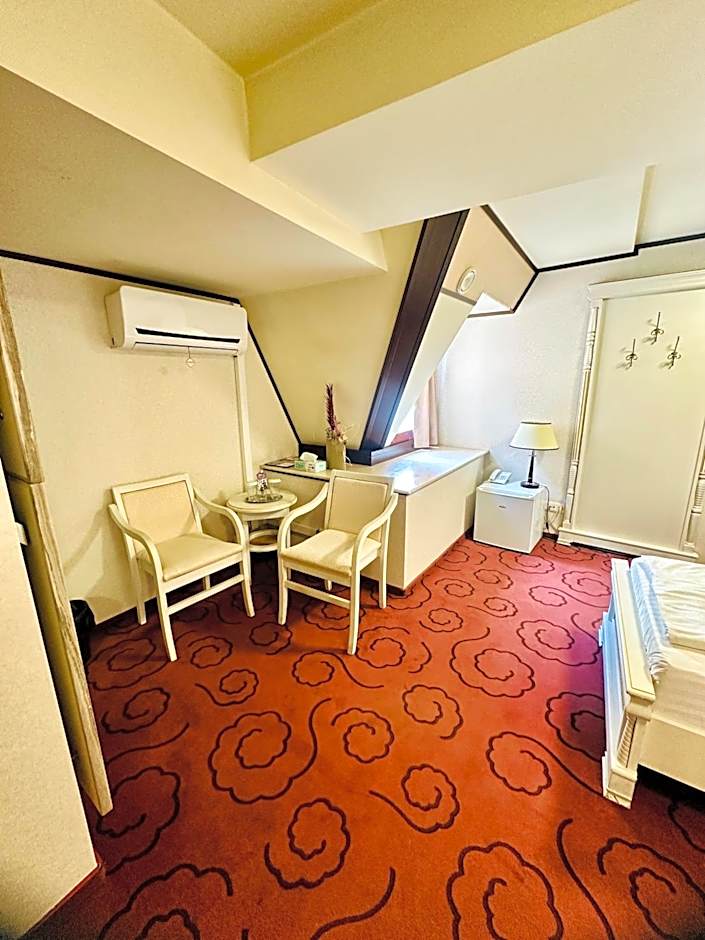 Levoslav House Hotel