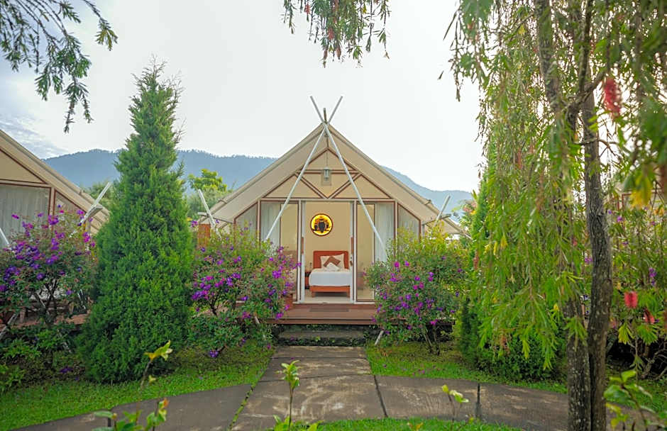 Svargan Lakeside Glamping