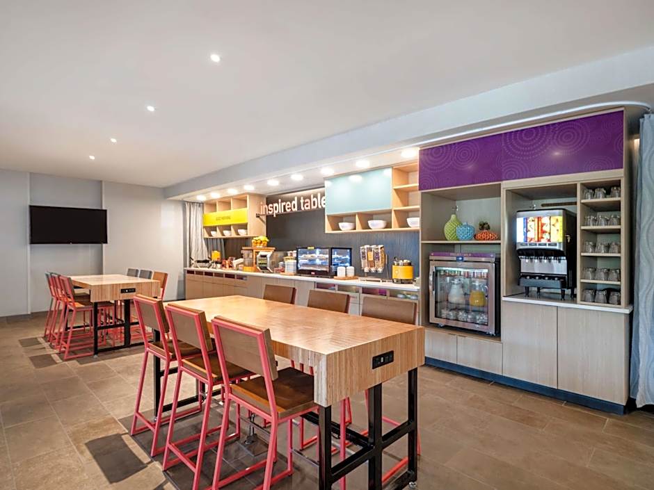 Home2 Suites by Hilton Santa Rosa Beach