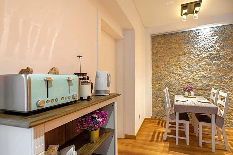 9 Quartos Alojamento