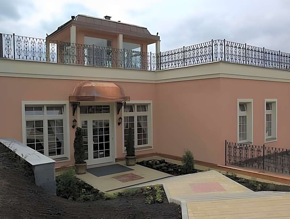 Bristol Georgy House
