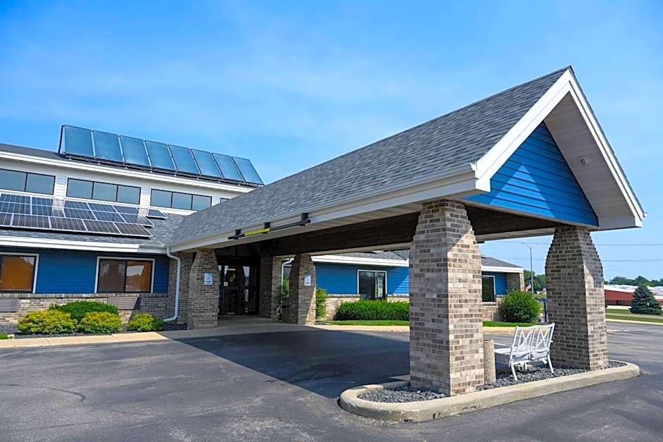 AmericInn by Wyndham Monroe