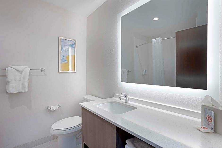 Comfort Inn & Suites Mountain Grove US-60