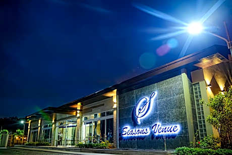 Seasons Hotel Sablayan