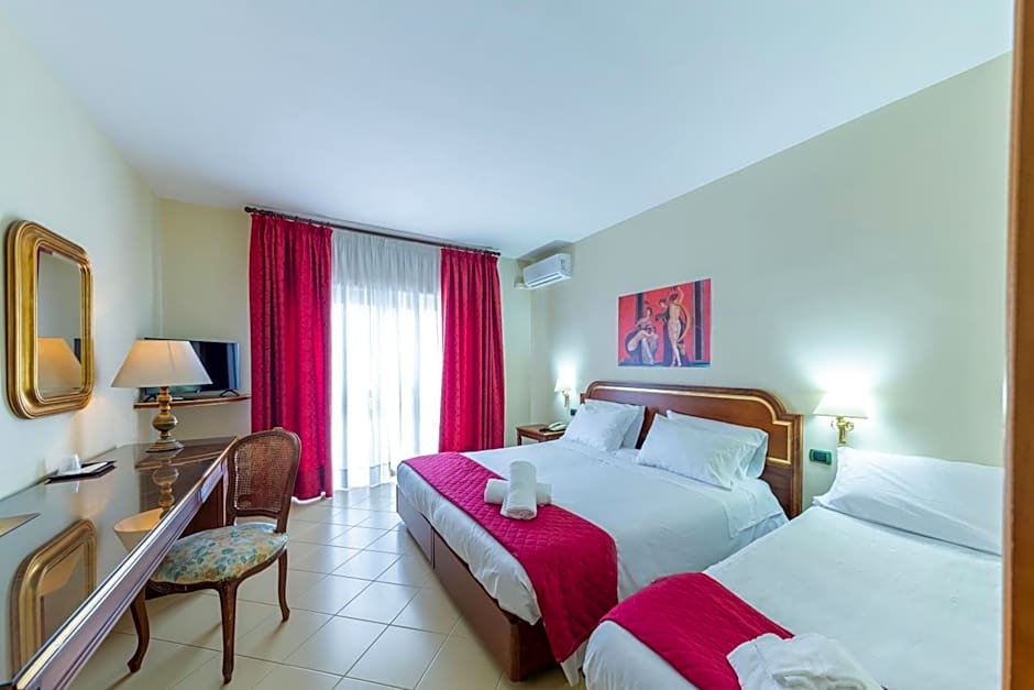 Hotel Sakura, Sure Hotel Collection by Best Western