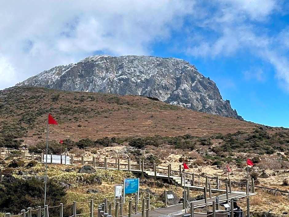 Slow Citi Guest House