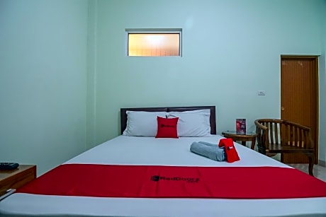 RedDoorz @ Hotel Griya Gatsu Lampung