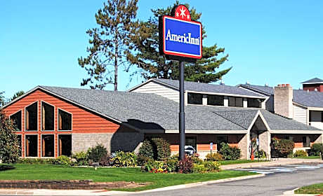AmericInn by Wyndham Grand Rapids