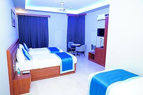 Superior Triple Room