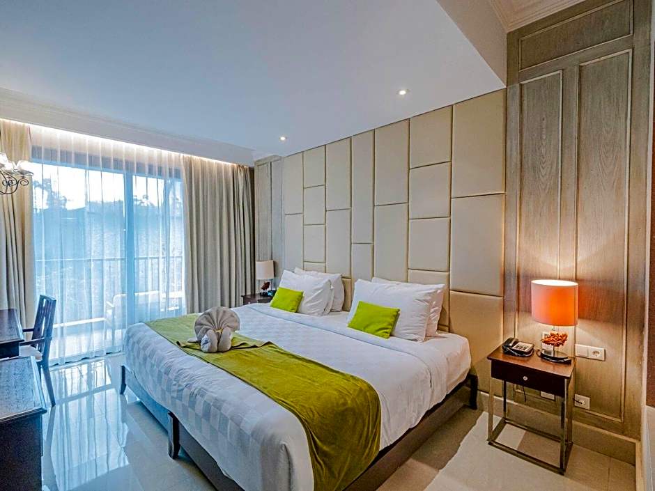 Jambuluwuk Oceano Seminyak Hotel