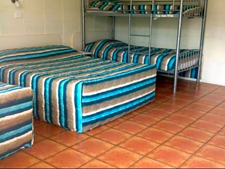 Family Bunk Bed Suite