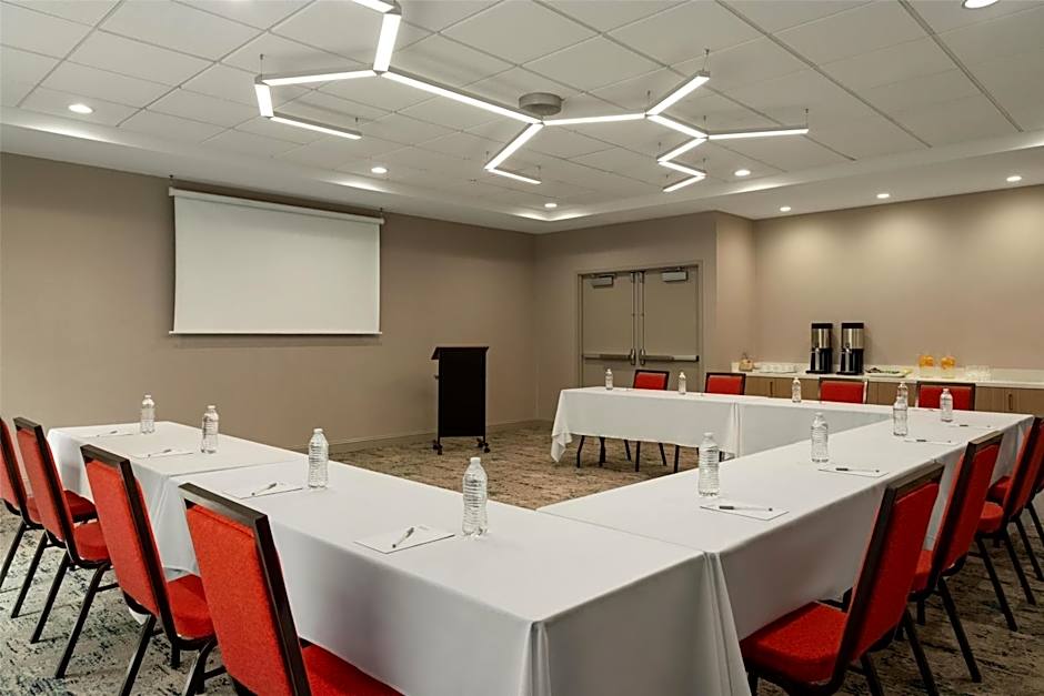 Hilton Garden Inn Cleveland Airport