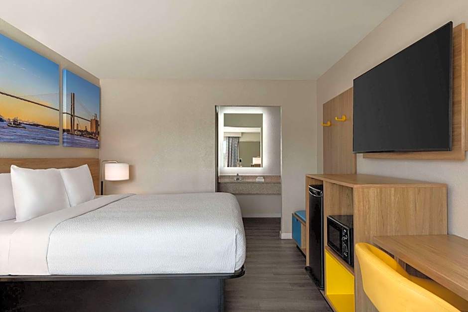 Days Inn by Wyndham Emporia