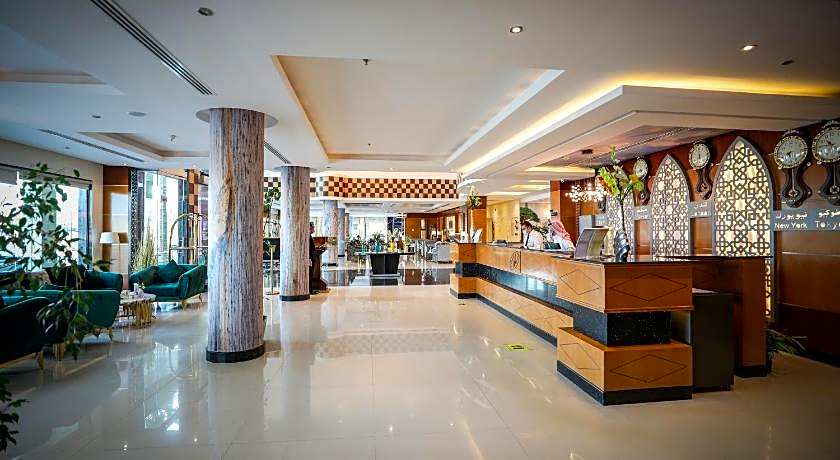 Meral Crown Hotel