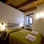 Borgotufi Albergo Diffuso