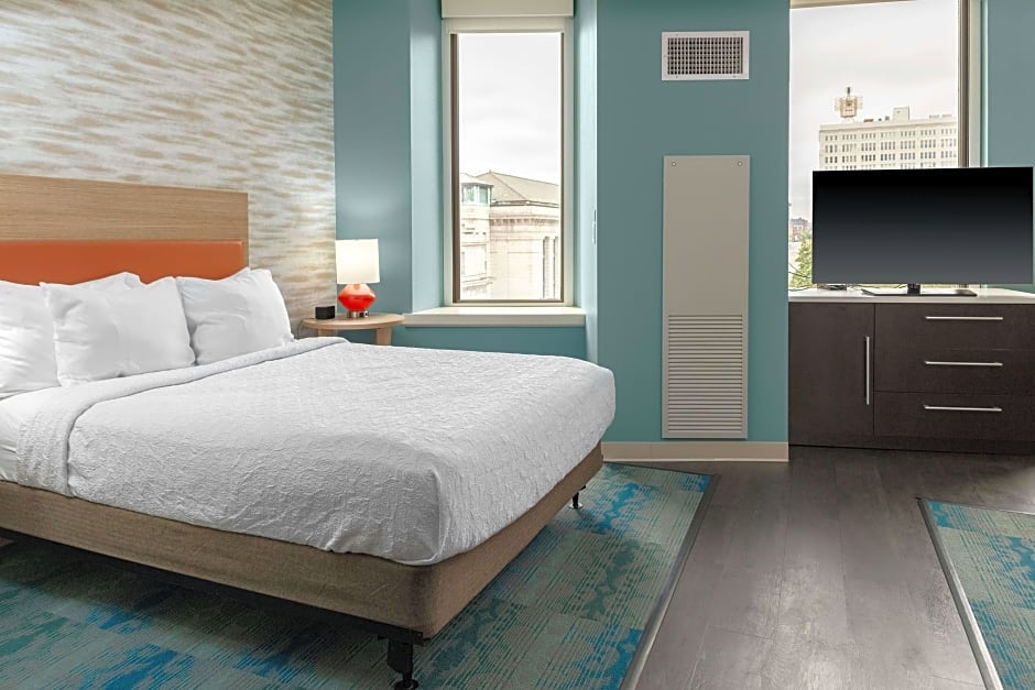 Photo 1 of 2 of 1 Bedroom 1 Queen Bed Suite