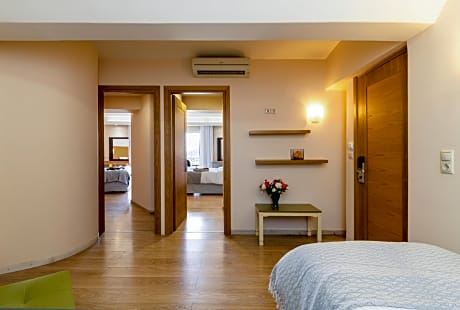 Family Two-Bedroom Suite with Sea View