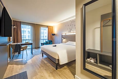 Superior room with 1 Sweet Bed 160x200 by ibis Styles
