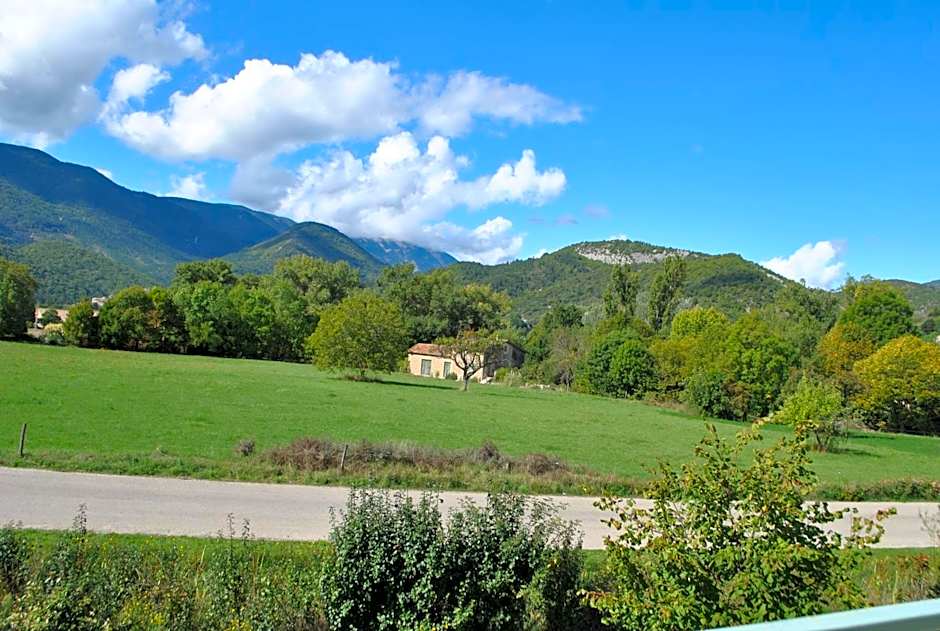 Le Hameau des Sources by Ateya