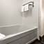 Holiday Inn & Suites Springfield-I-44 By IHG