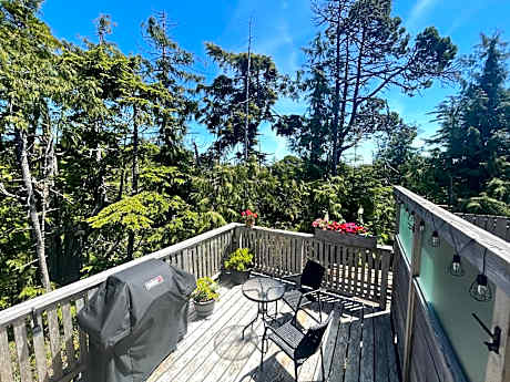 Brown's Beach Guest Suite