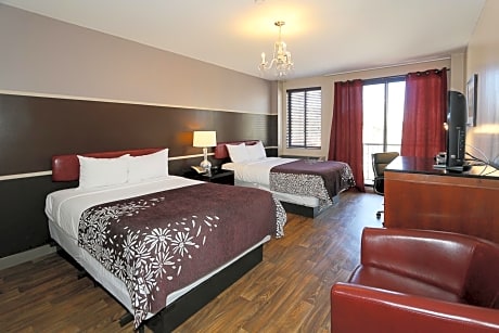 Double Room with Two Double Beds with Balcony