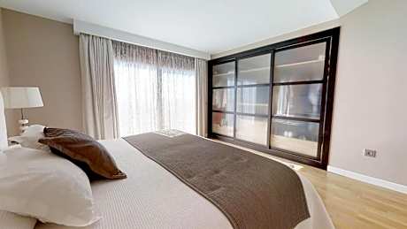 Grand Suite Penthouse ( 4 adults )